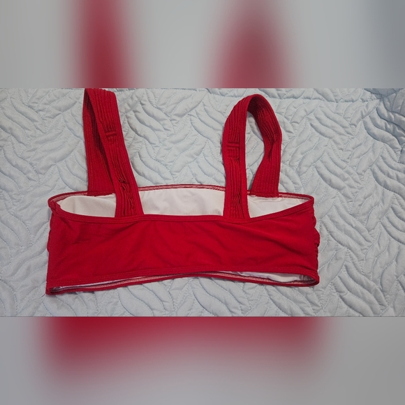 Venus red bikini top, size 16 - Picture 2 of 3
